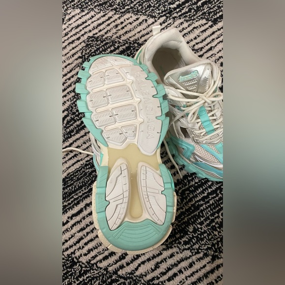 Balenciaga Track 2 Sneskers - Picture 6 of 7